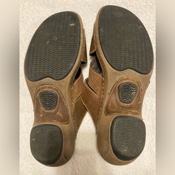Merrell Sandals - Picture 7 of 8